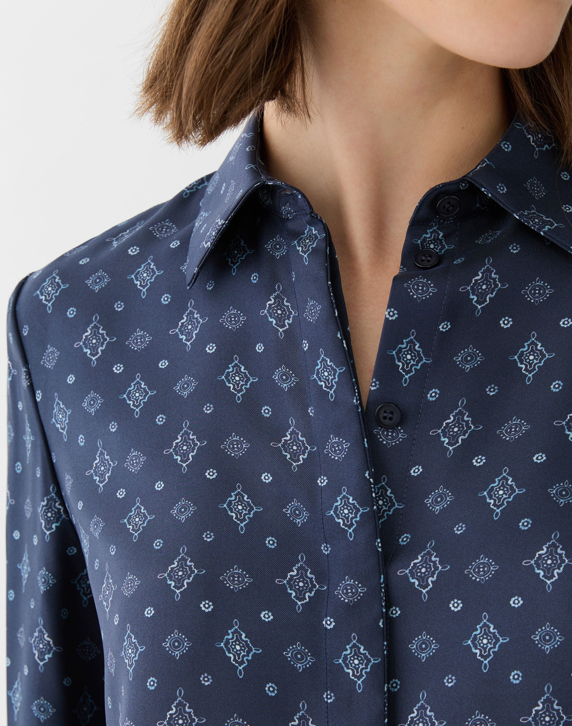 Petite Bandana Print Silk Twill Buttoned Blouse
