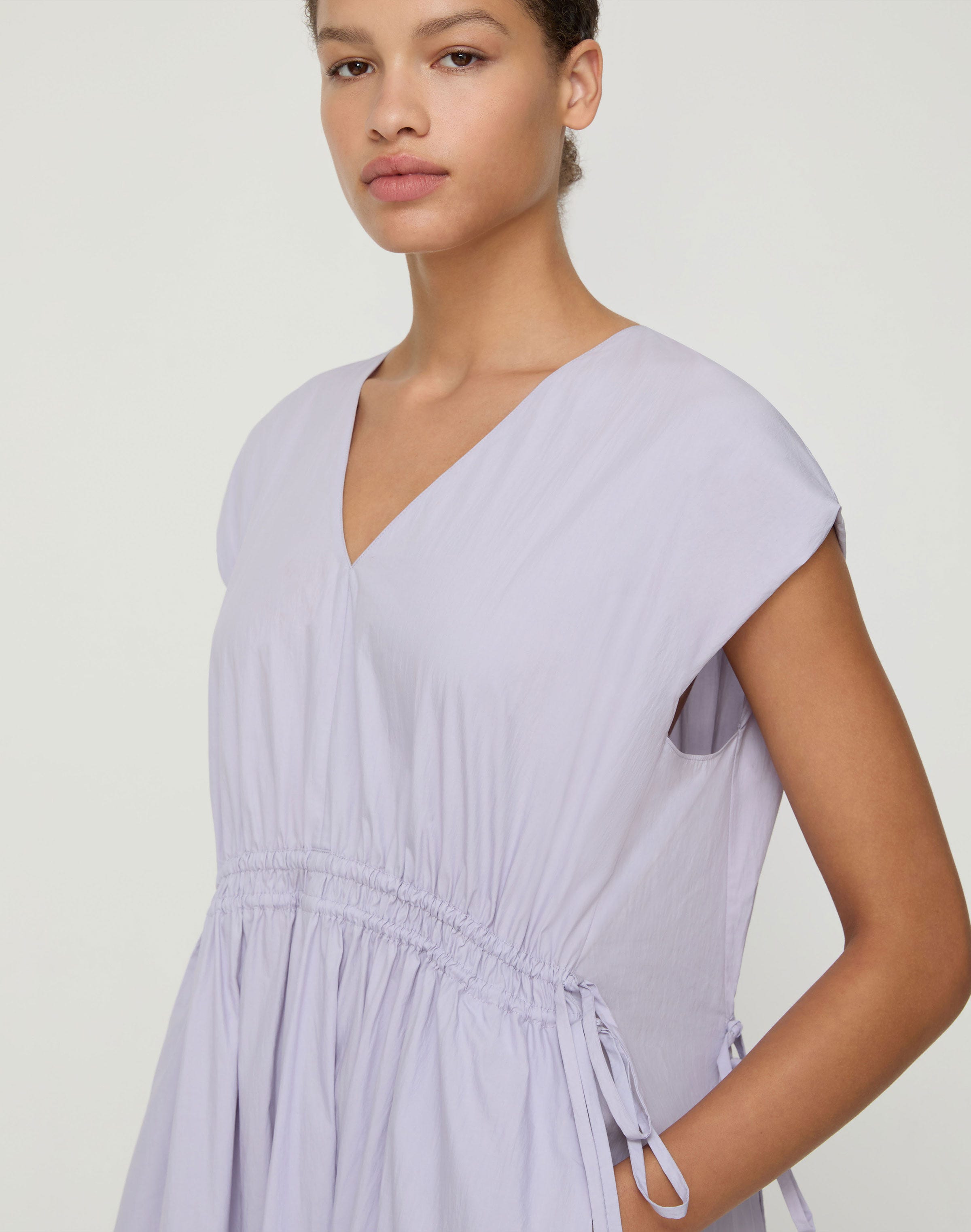 Travel Cotton Gathered Tie V-Neck Dress