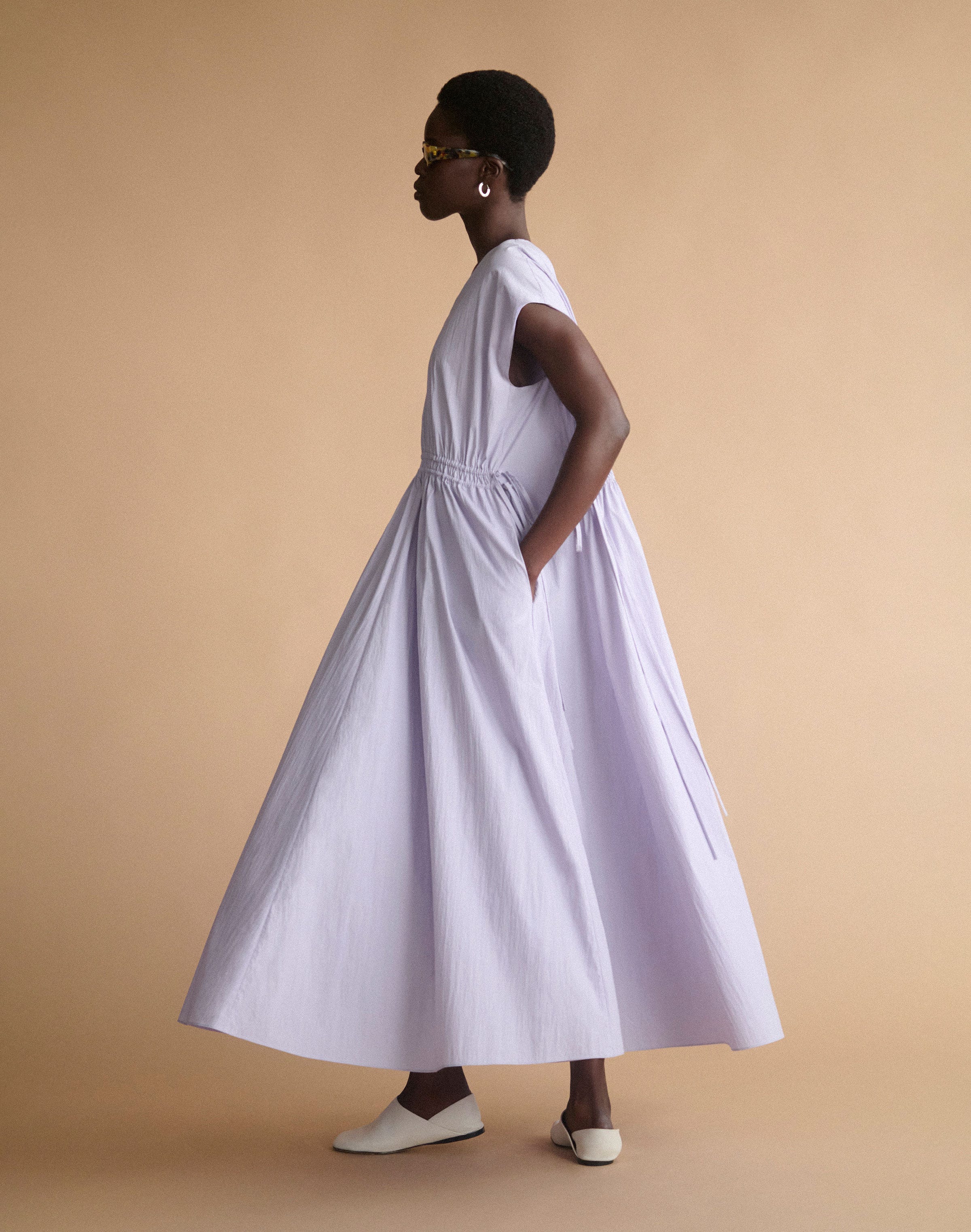 Travel Cotton Gathered Tie V-Neck Dress