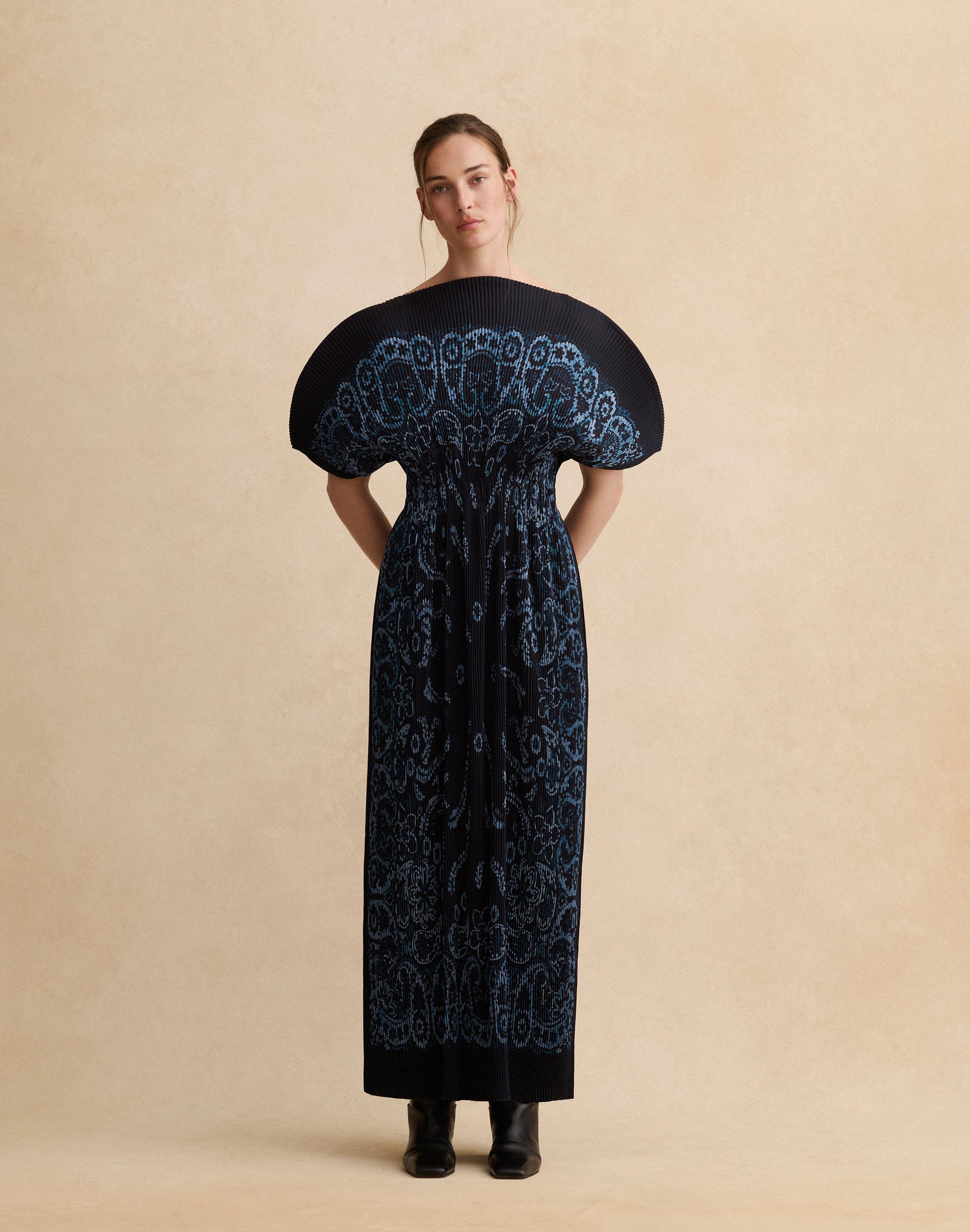 Bandana Print Plissé Belted Dress 