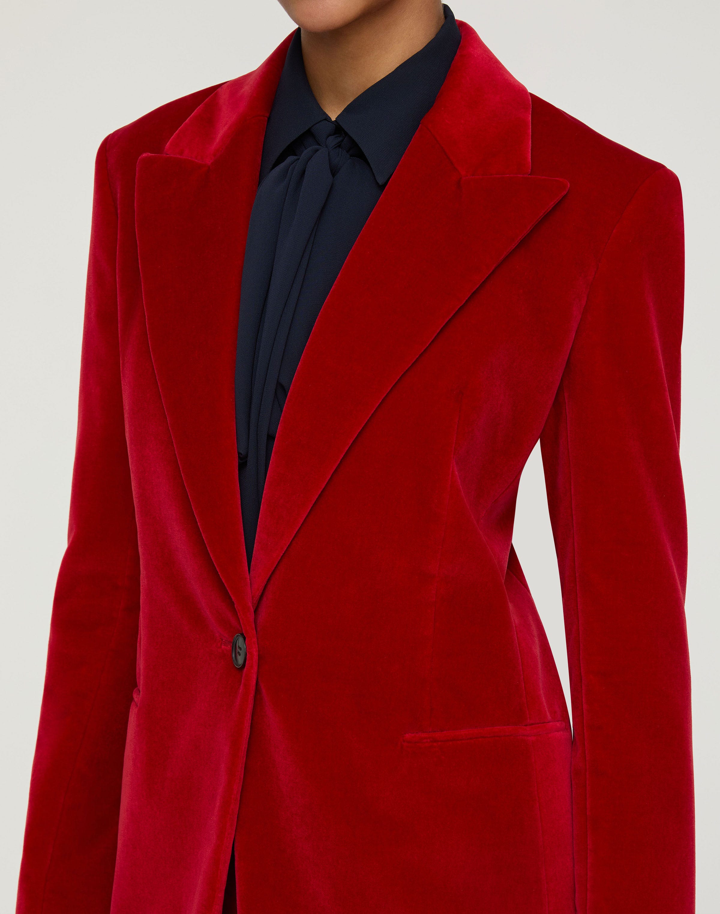 Plus-Size Velvet Single Button Fitted Blazer