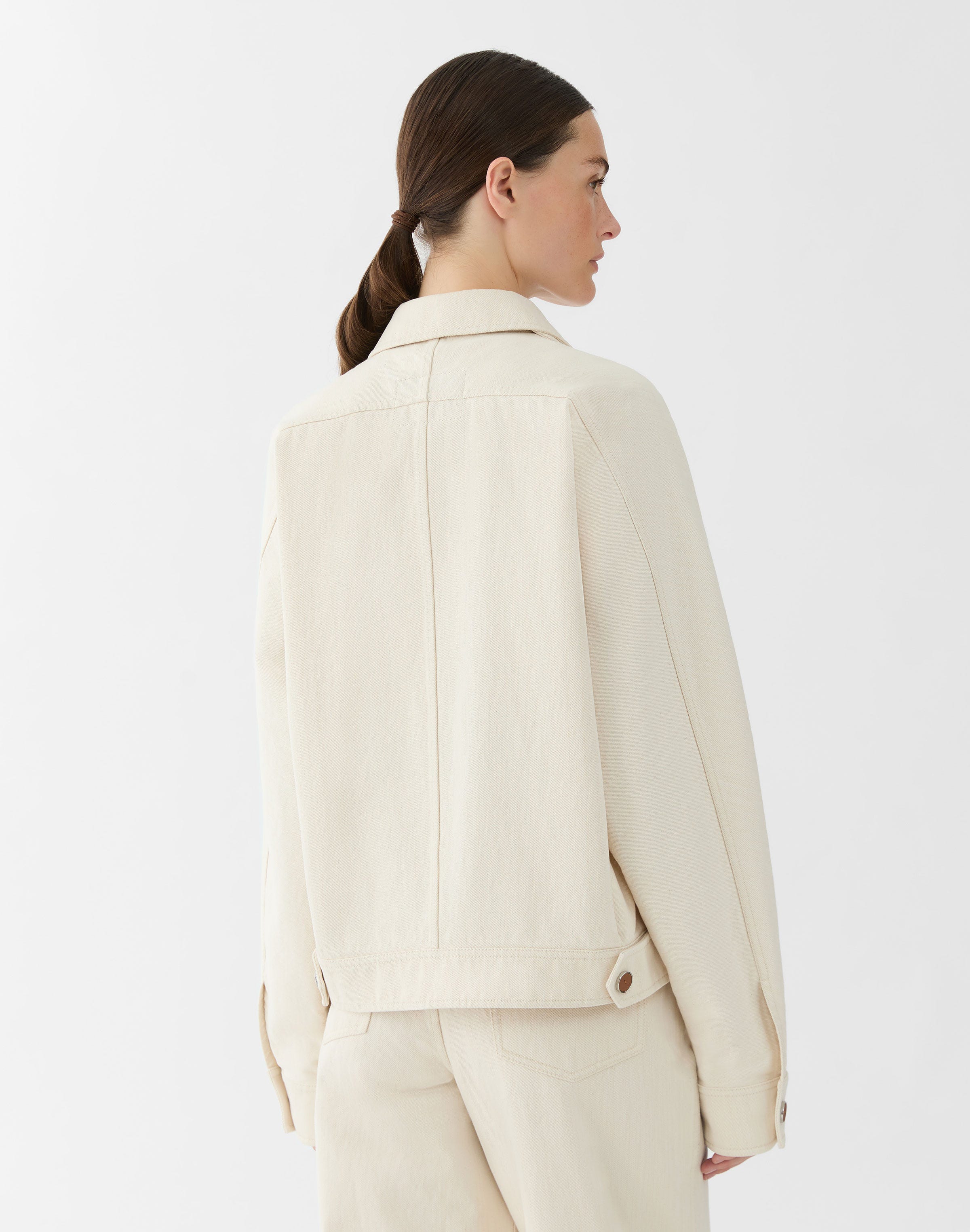 L148 Denim Tab Collar Jacket