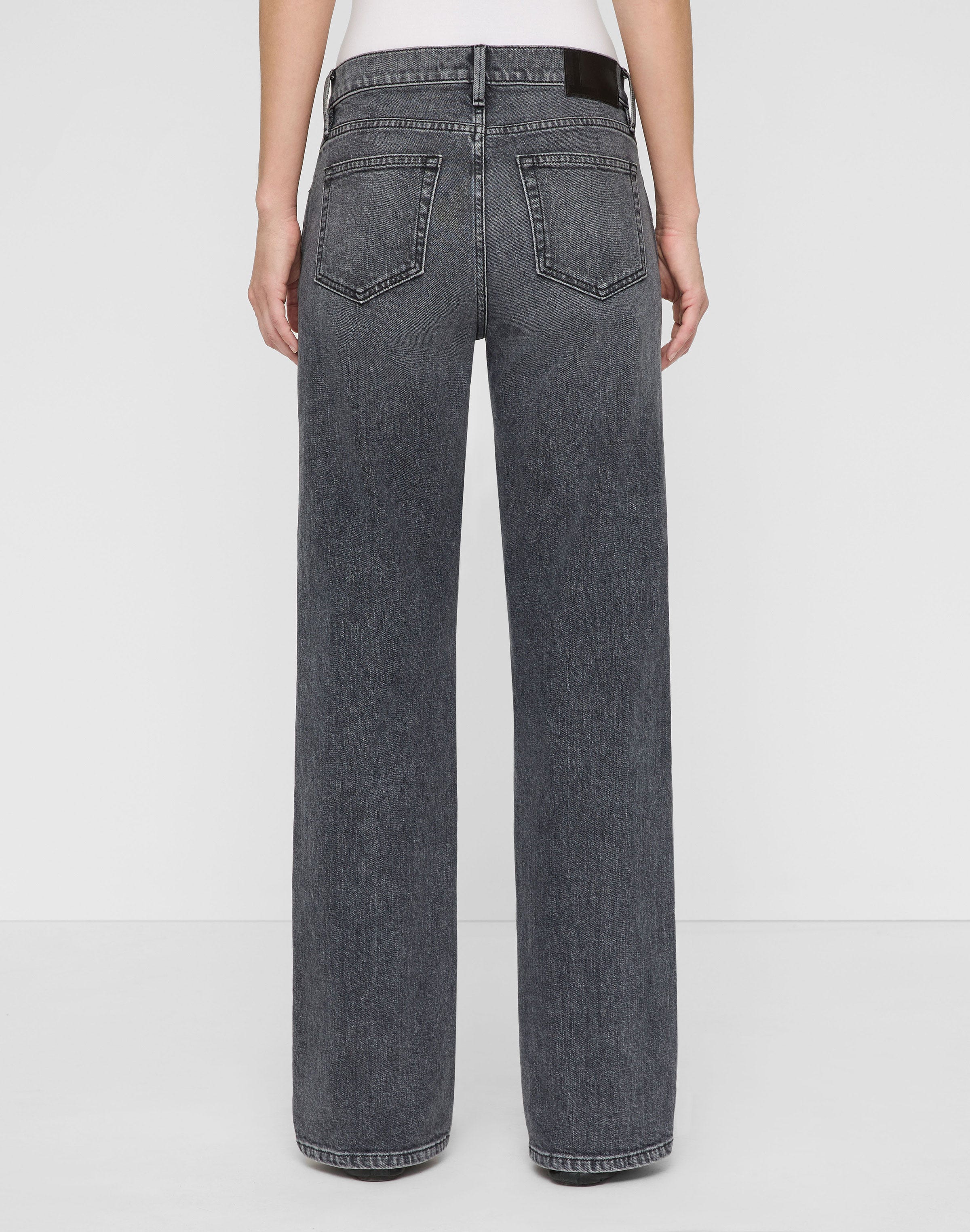 L148 Denim Wyckoff Wide Leg Jean