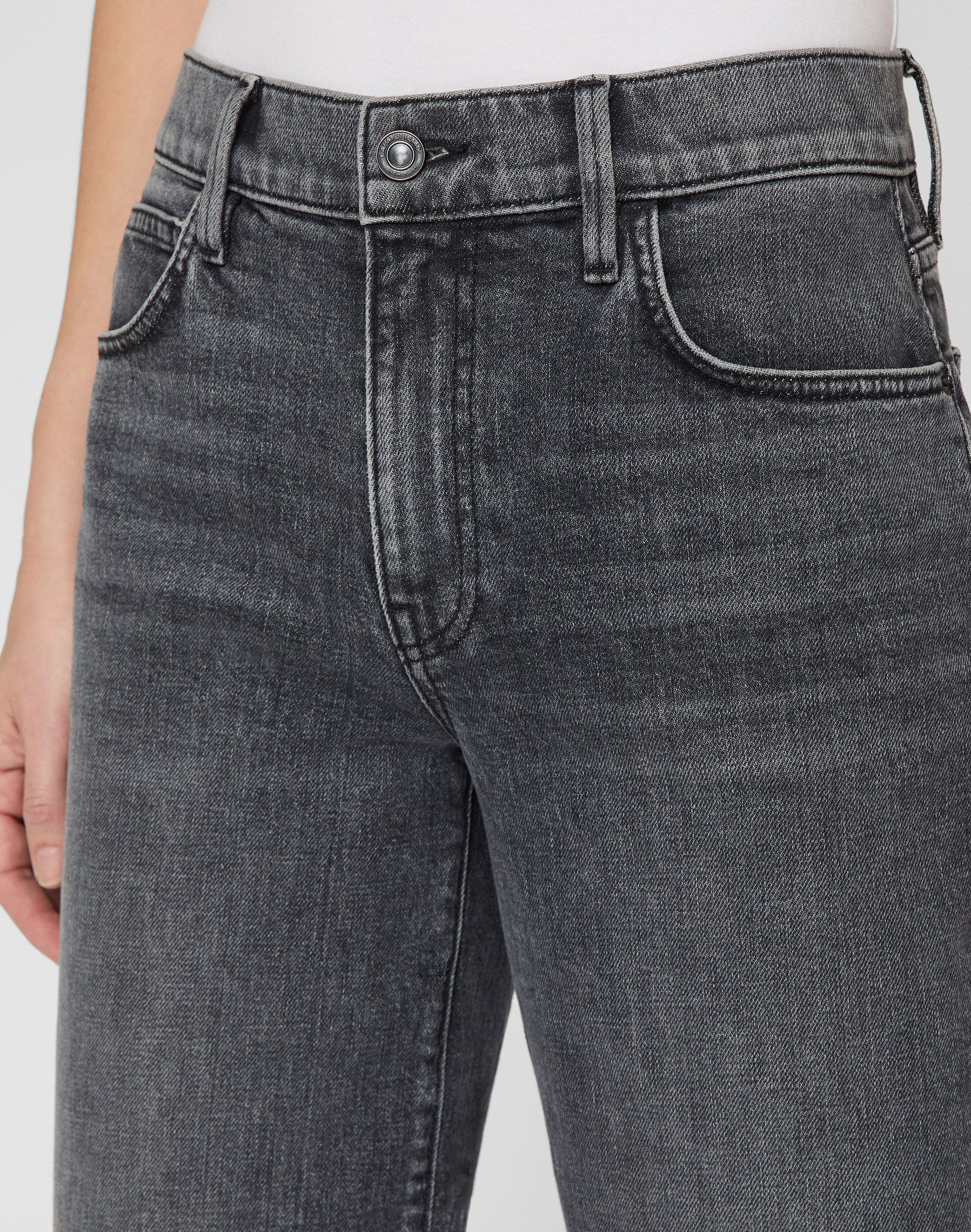 L148 Denim Wyckoff Wide Leg Jean