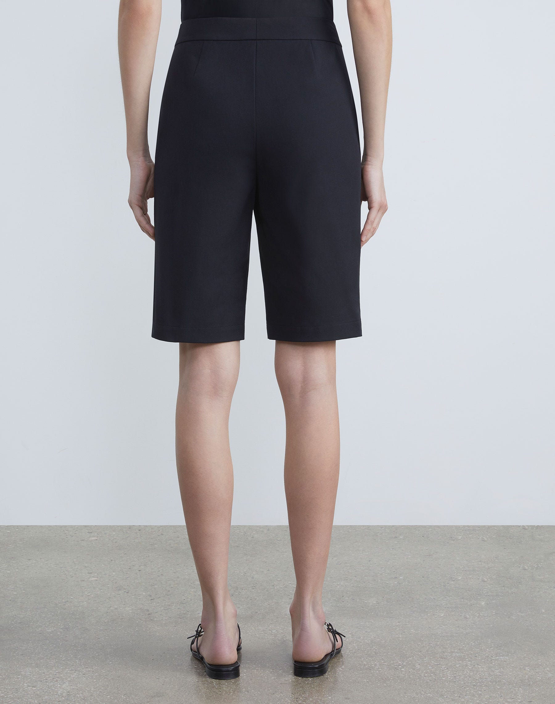 Technical Stretch Cotton Twill Manhattan Bermuda Short