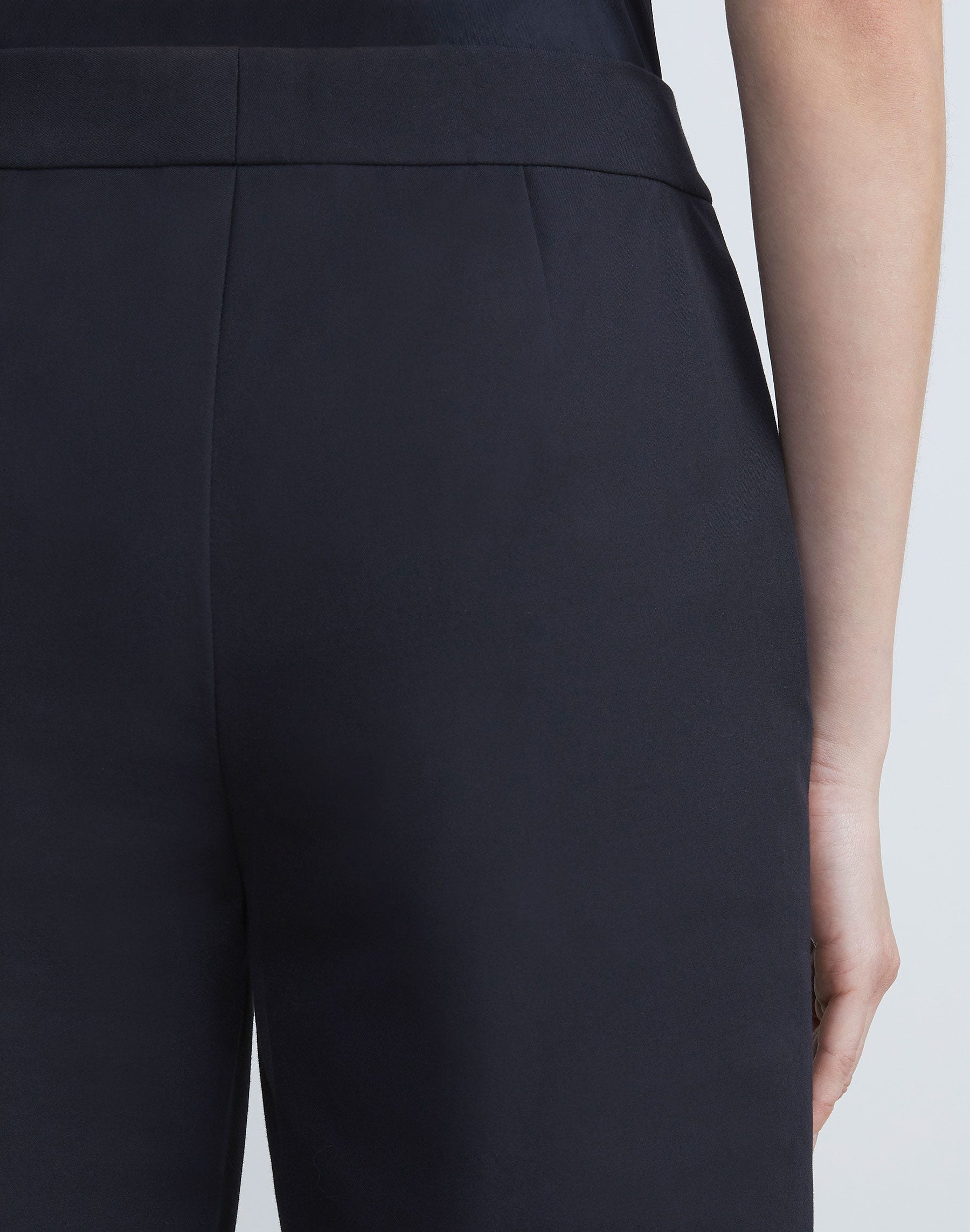 Technical Stretch Cotton Twill Manhattan Bermuda Short
