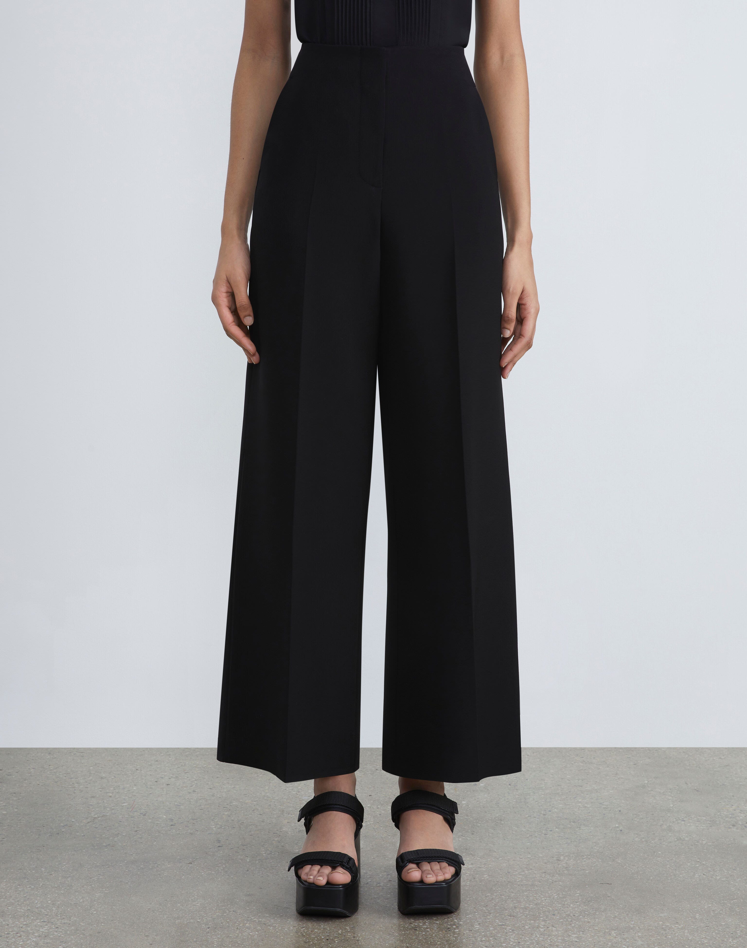 Finesse Crepe Franklin Wide Leg Ankle Pant