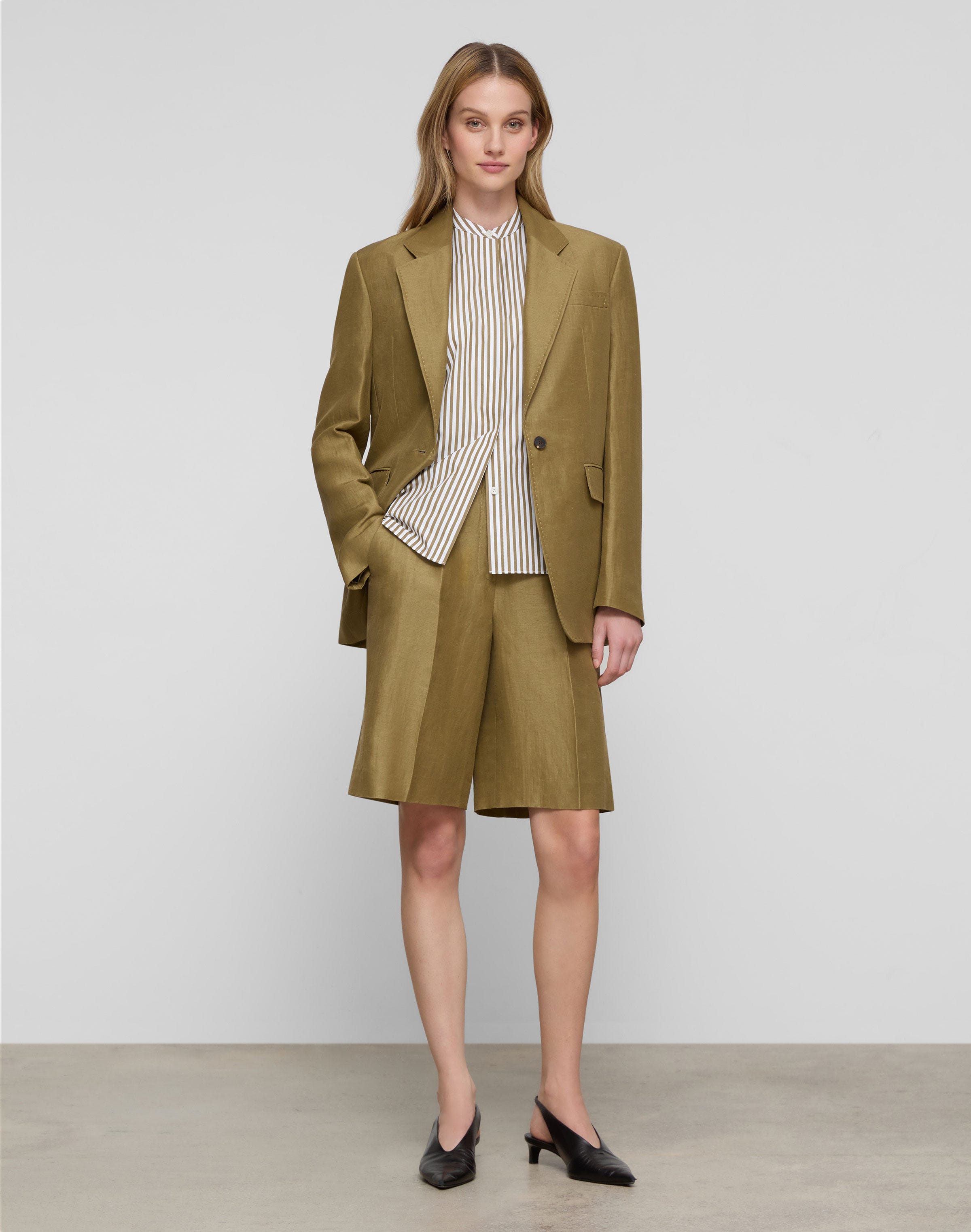 Linen-Viscose Clark Wide Leg Short
