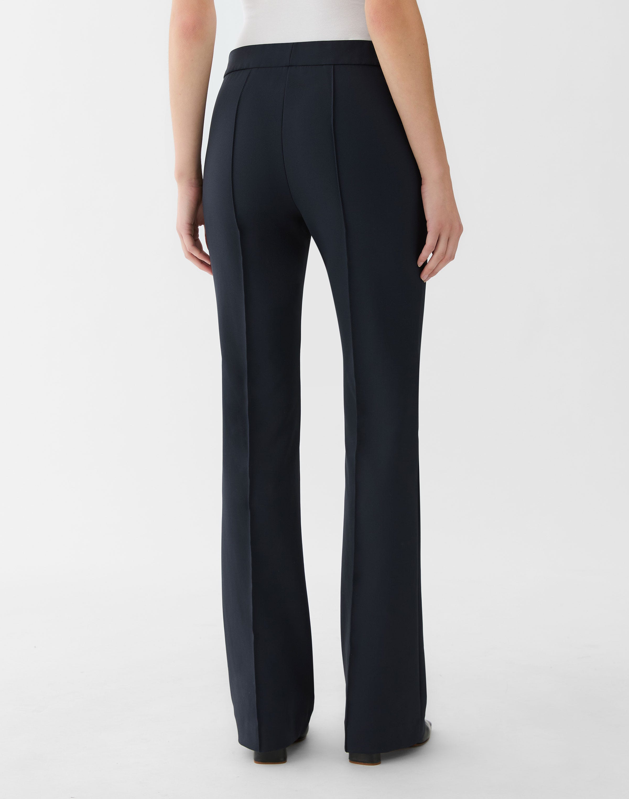 Acclaimed Stretch Gramercy Flare Pant