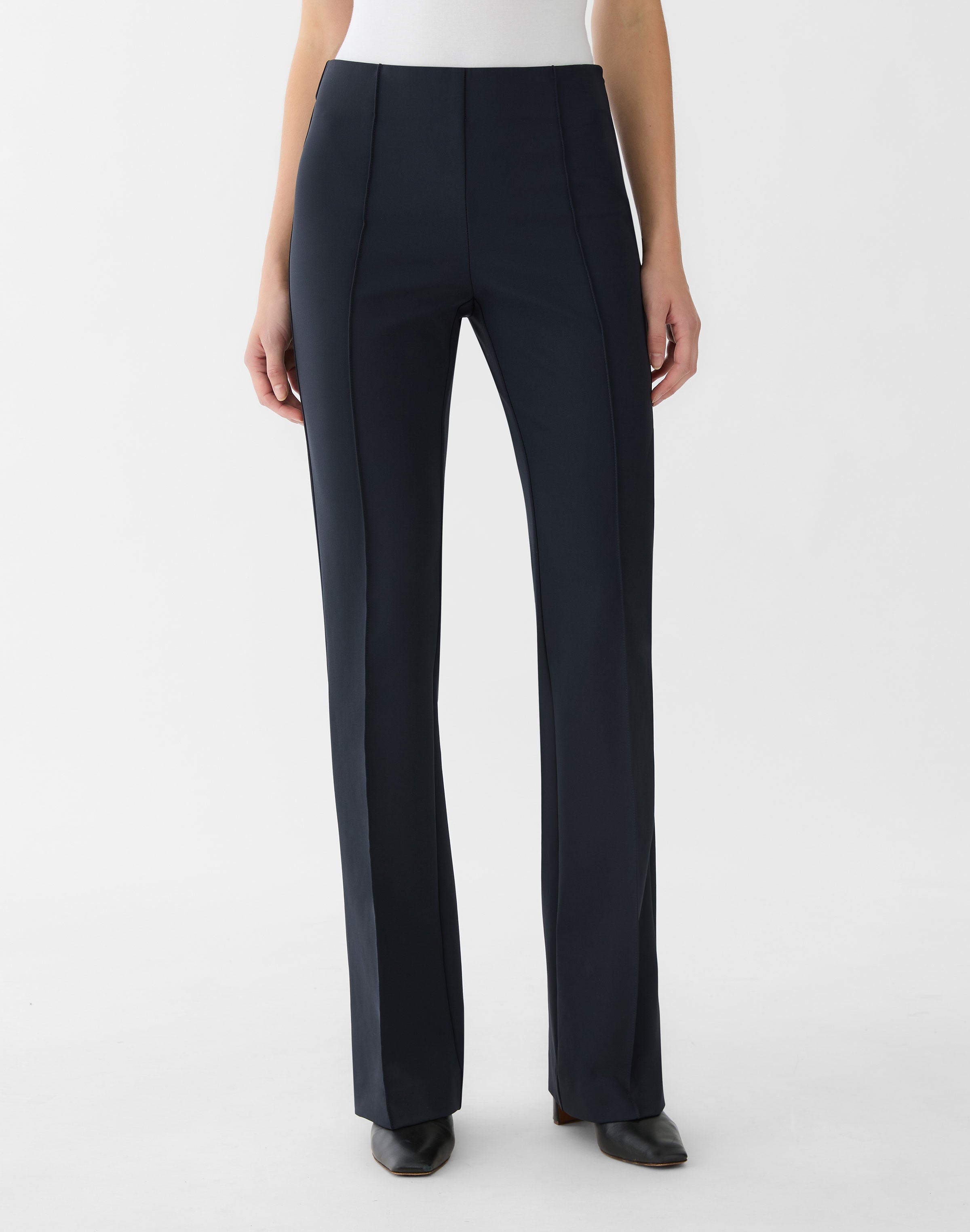 Acclaimed Stretch Gramercy Flare Pant