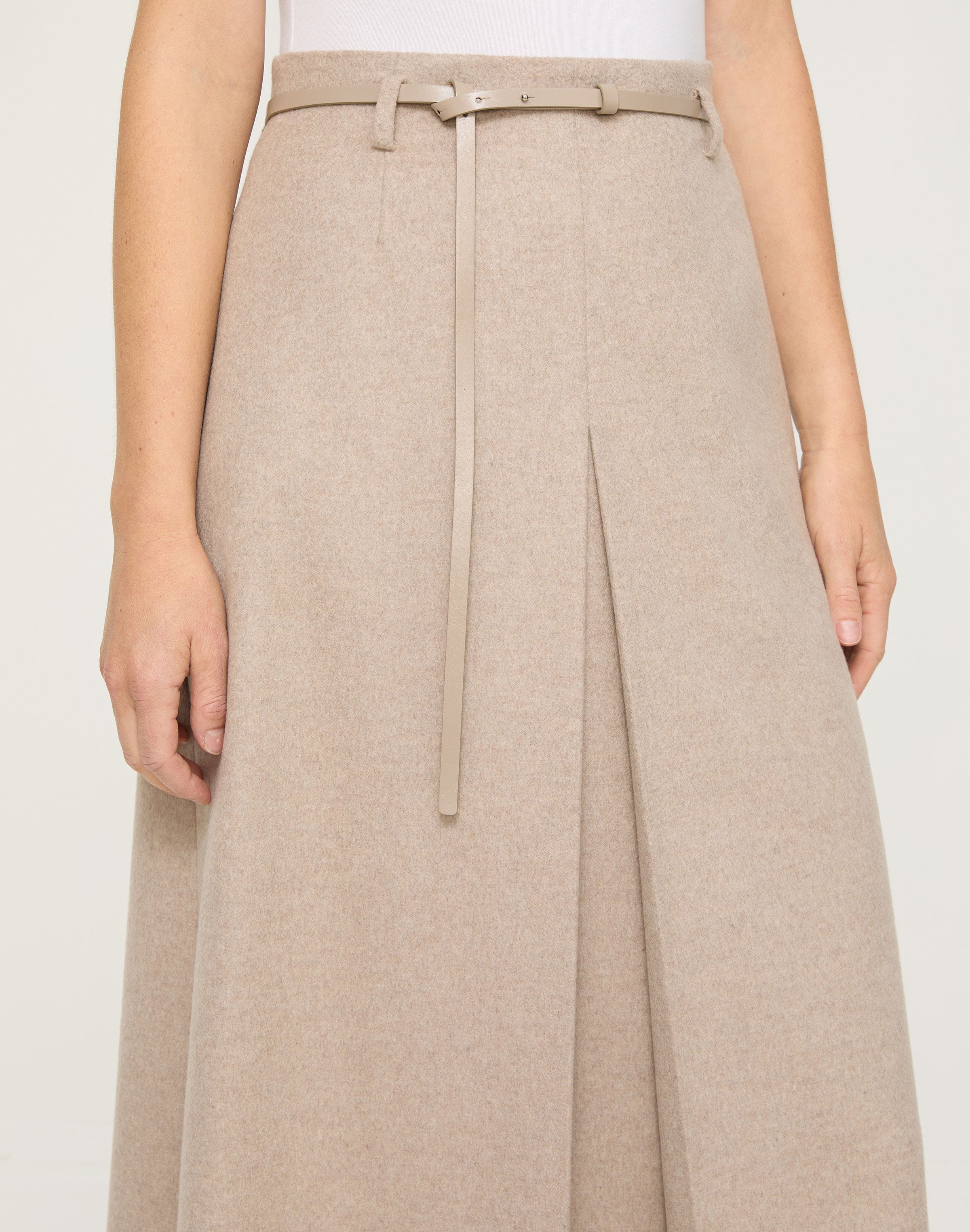 Brushed Wool-Cashmere Flannel Belted A-Line Skirt