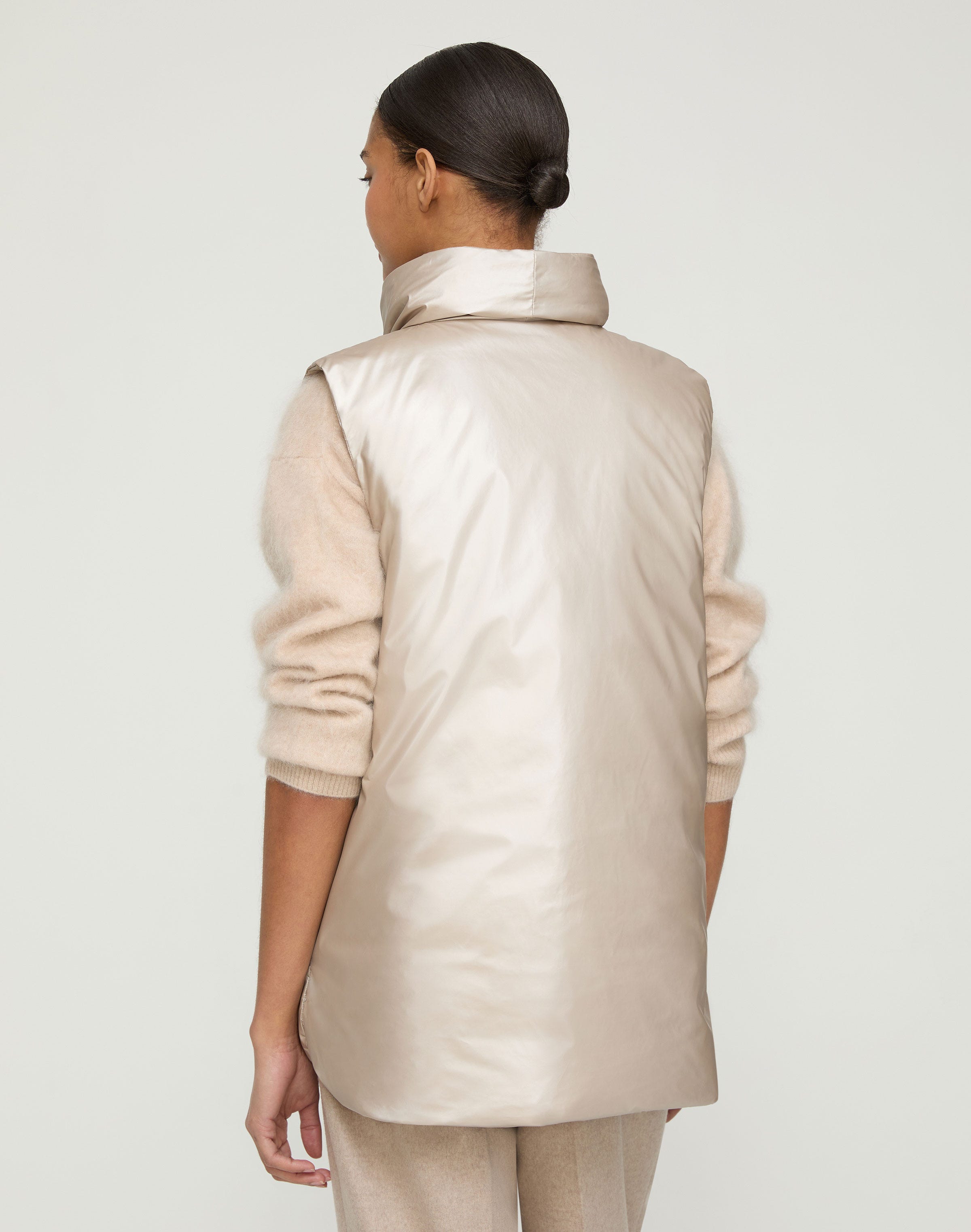 Pearlized Tech Reversible Down Puffer Vest