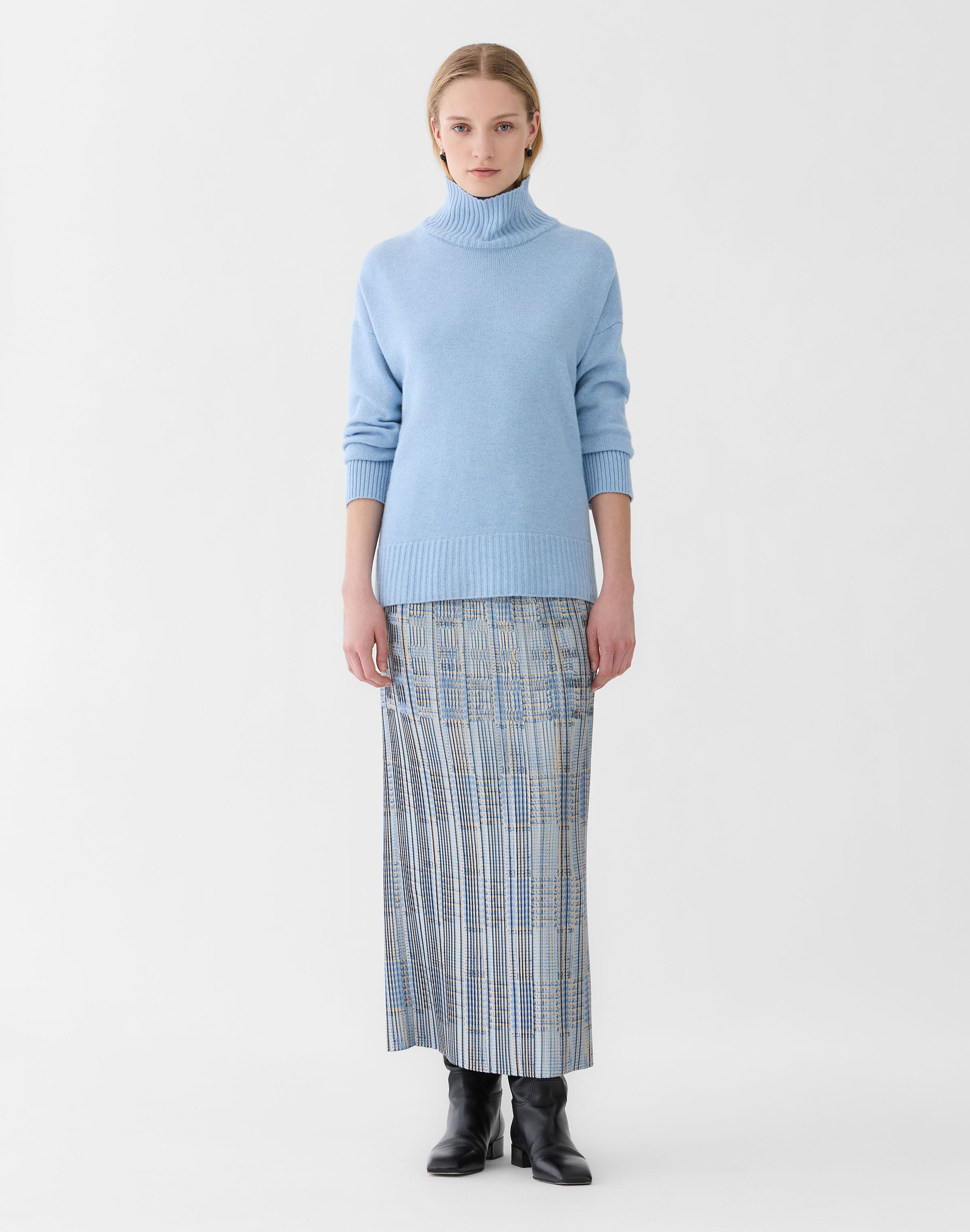 Cashmere Stand Collar Sweater