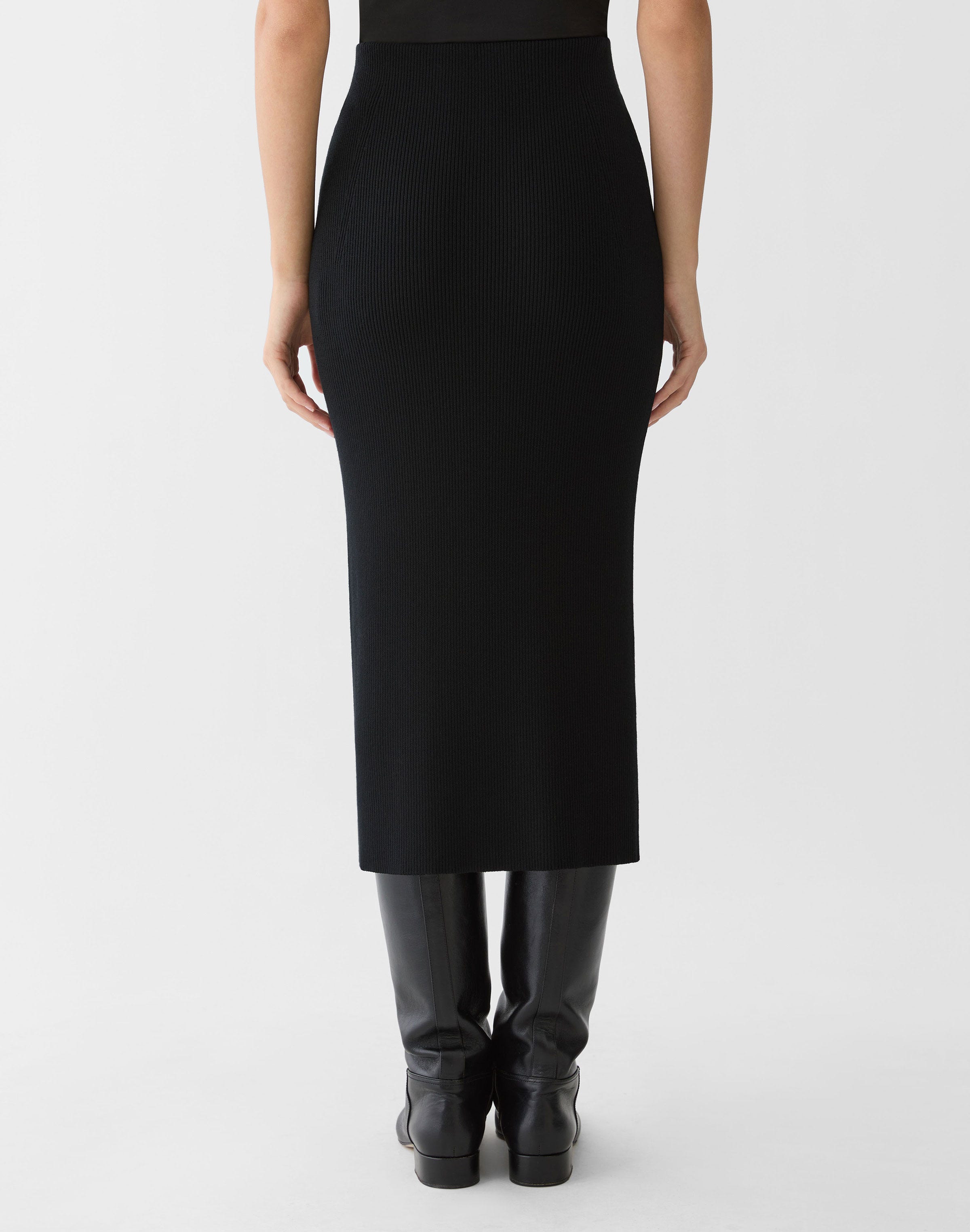 Matte Crepe Ribbed Knit Skirt