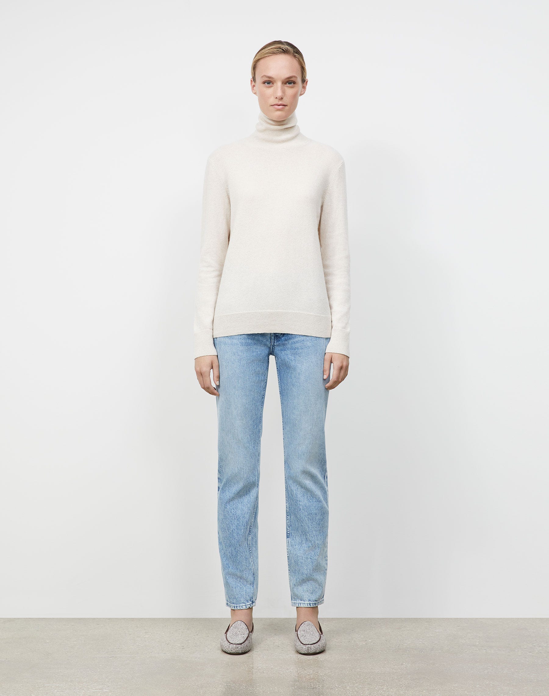 Petite Cashmere Turtleneck Sweater